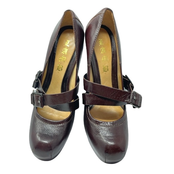 Gwen Stefani L.A.M.B. Finsbury Round Toe Criss-Cross Leather Stiletto Heels - Picture 5 of 10